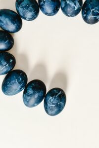 אבנים כחולות בצורת ביצה